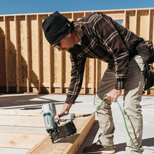 Carregar imagem no visualizador da galeria, Metabo HPT NV83A5M 3-1/4-in Coil Framing Nailer
