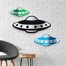 Load image into Gallery viewer, Retro UFO
