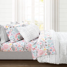 Cargar imagen en el visor de la galería, Belle Comforter Set Back To Campus Dorm Room Bedding
