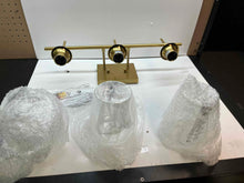 Load image into Gallery viewer, VONLUCE Bathroom Vanity Light, 3 Light Bathroom Light Fixture Over Mirror, Bathroom Wall Lamp with Clear Glass, Modern Gold Vanity Lighting fixtures
