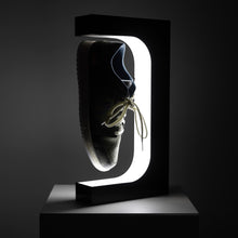 Carregar imagem no visualizador da galeria, Floating Shoe Display LED Lamp
