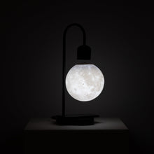 Cargar imagen en el visor de la galería, Levitating Moon LED Lamp with Wireless Phone Charger
