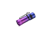 Carregar imagem no visualizador da galeria, Fenix E18R V2 Rechargeable LED Flashlight
