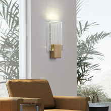 Cargar imagen en el visor de la galería, Ribbed Crystal Wall Sconce
