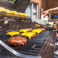 Load image into Gallery viewer, 41847NG | Stainless Natural/Propane Gas Grill
