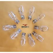 Carregar imagem no visualizador da galeria, 4W 12V T5 Wedge Base Bulb | 10 Pack
