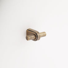 Load image into Gallery viewer, Brunswick Solid Brass Finger Pull
