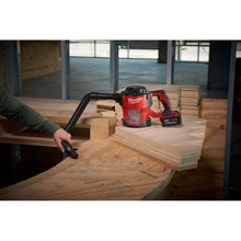 Carregar imagem no visualizador da galeria, Milwaukee 0882-20 M18™ Compact Vacuum
