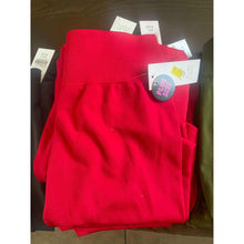 Load image into Gallery viewer, SOLID SEAMLESS LEGGINGS - PLUS

