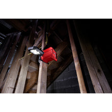 Carregar imagem no visualizador da galeria, Milwaukee 2365-20 M18™ ROVER™ Mounting Flood Light
