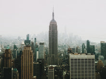 Cargar imagen en el visor de la galería, Empire State Building NYC Wall Mural. New York City Skyscrapers Peel and Stick Wallpaper. #6407
