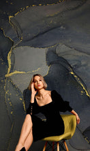 Carregar imagem no visualizador da galeria, Abstract Black and Gold Agate Marble Stone Pattern Wall Mural. Removable Peel and Stick Wallpaper. #6454
