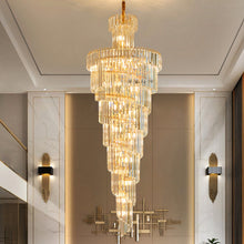 Carregar imagem no visualizador da galeria, Alluring Golden Majesty Crystal Chandelier
