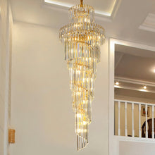 Carregar imagem no visualizador da galeria, Alluring Golden Majesty Crystal Chandelier
