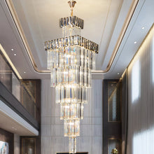 Carregar imagem no visualizador da galeria, Luxurious Smoky Elegance Crystal Chandelier
