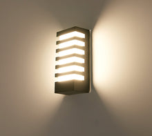 Cargar imagen en el visor de la galería, MIRODEMI® Black Outdoor Waterproof Aluminum LED Wall Sconce For Porch, Garden
