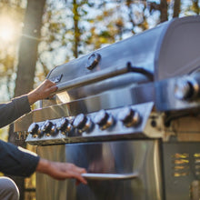 Carregar imagem no visualizador da galeria, 77352 | Full Stainless Propane Gas Grill with Free Rotisserie Kit
