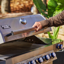 Carregar imagem no visualizador da galeria, 77352 | Full Stainless Propane Gas Grill with Free Rotisserie Kit
