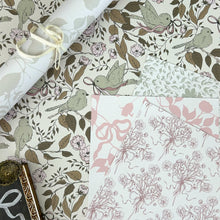 Carregar imagem no visualizador da galeria, Lilla Wallpaper by Ali Anni
