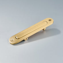 Cargar imagen en el visor de la galería, Orbital Door Finger Pull
