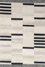 Carregar imagem no visualizador da galeria, Aibonito Wool Area Rug
