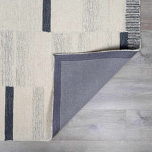 Carregar imagem no visualizador da galeria, Aibonito Wool Area Rug
