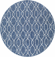 Carregar imagem no visualizador da galeria, Aldford Area Rug - Clearance
