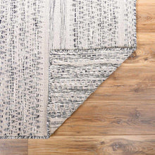 Carregar imagem no visualizador da galeria, Arabi Wool Area Rug
