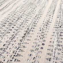 Carregar imagem no visualizador da galeria, Arabi Wool Area Rug
