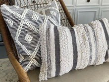 Cargar imagen en el visor de la galería, Bria Stripe Decorative Pillow
