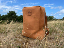 Carregar imagem no visualizador da galeria, All Leather Professional Book Bag
