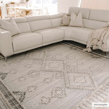Load image into Gallery viewer, Amaga High-Low Rustic Rug
