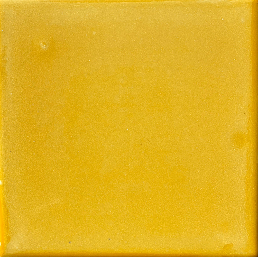 Amarillo Brillante