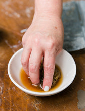 Carregar imagem no visualizador da galeria, Antiquing Glaze
