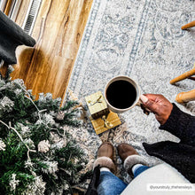 Carregar imagem no visualizador da galeria, Arias Boutique Washable Rug
