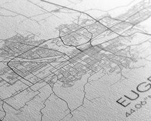 Carregar imagem no visualizador da galeria, Eugene Street Map, Oregon Map, City Map Art, Minimalist Art, Wall Art, Canvas Print, Traveler Gift, Home Office Wall Art, Travel Décor
