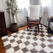 Carregar imagem no visualizador da galeria, Atira Brown Checkered Area Rug
