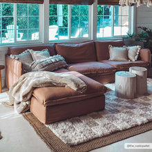 Carregar imagem no visualizador da galeria, Atira Light Brown Checkered Area Rug
