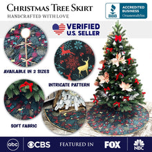 Carregar imagem no visualizador da galeria, Gold and Red Deer Decoration Pattern Holiday Tree Skirt
