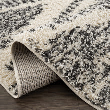 Cargar imagen en el visor de la galería, Fishhook Berber Shag Carpet

