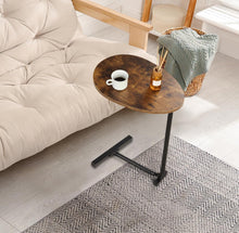 Carregar imagem no visualizador da galeria, C-Shaped End Table, Round Couch Table for Living Room, Side Table for Bedroom, C Table with Metal Frame for Couch, Sofa, Bedside and Tv Tray, Rustic B
