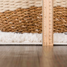 Cargar imagen en el visor de la galería, Chaia Dotted Black &amp; White Plush Rug
