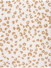 Carregar imagem no visualizador da galeria, Altin Area Rug - Clearance
