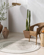 Carregar imagem no visualizador da galeria, Burradoo Bordered Area Rug
