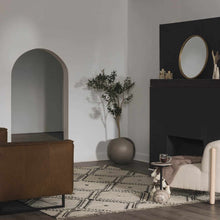 Carregar imagem no visualizador da galeria, Brownhills Cream&amp;Black Trellis Cotton Area Rug
