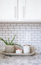 Cargar imagen en el visor de la galería, Small Subway Tile Backsplash
