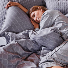 Carregar imagem no visualizador da galeria, Bamboo Duvet Cover with Shams, 3pc - Platinum Geo
