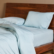 Carregar imagem no visualizador da galeria, Bamboo 3pc Duvet Cover Set - Sky - Final Sale/No Returns
