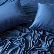 Load image into Gallery viewer, Bamboo Pillowcase Set – Indigo
