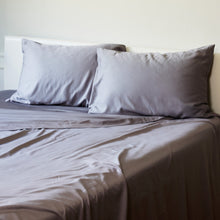 Load image into Gallery viewer, Bamboo Pillowcase Set – Platinum

